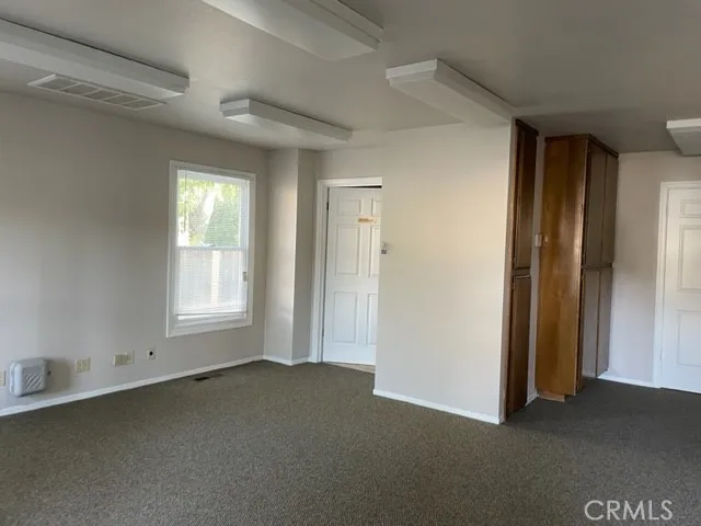 4 Williamsburg Lane, Chico, California 95926