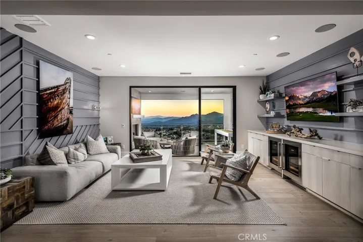 Loft: Sunset Coastal Contemporary - Skyline Collection
INCLUSIONS: Fully Furnished model home, professionally decorated with designer finishes throughout and lush landscaping. 
EXCLUSIONS: Model home sold as is.