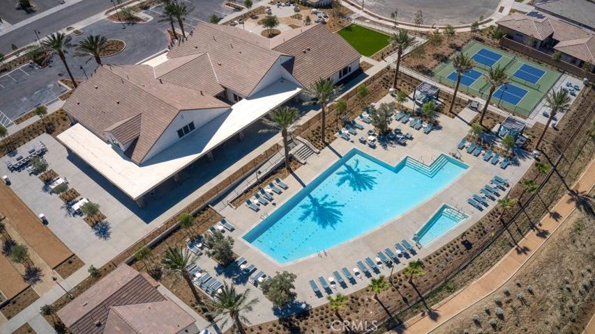 The Esplanade at Sommers Bend Community!
