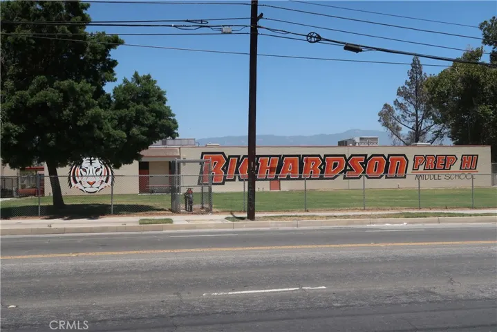 1174 Esperanza Street, San Bernardino, California 92410