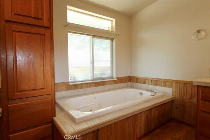 3960 Manchester Avenue, Clearlake, California 95422