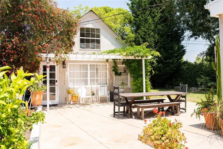 4028 Huron Avenue, Culver City, California 90232