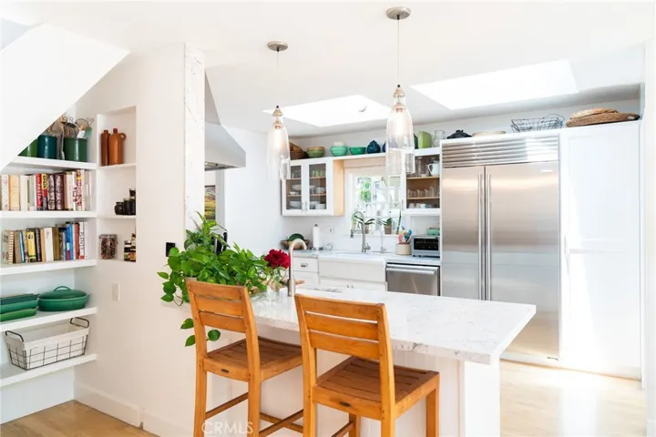 4028 Huron Avenue, Culver City, California 90232