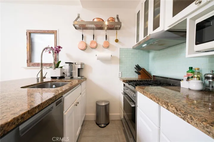 4028 Huron Avenue, Culver City, California 90232
