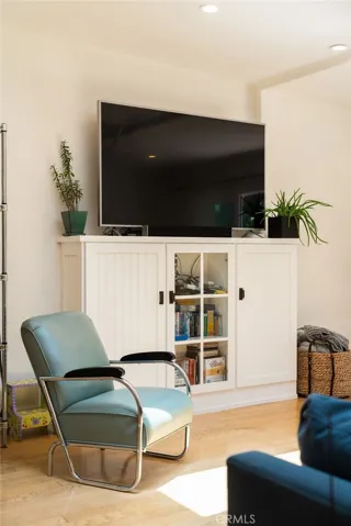4028 Huron Avenue, Culver City, California 90232