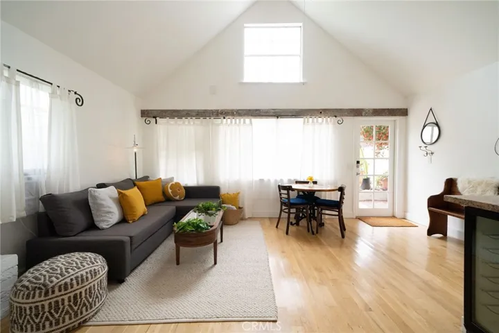4028 Huron Avenue, Culver City, California 90232