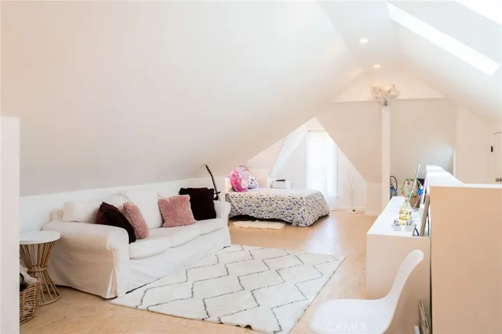 4028 Huron Avenue, Culver City, California 90232