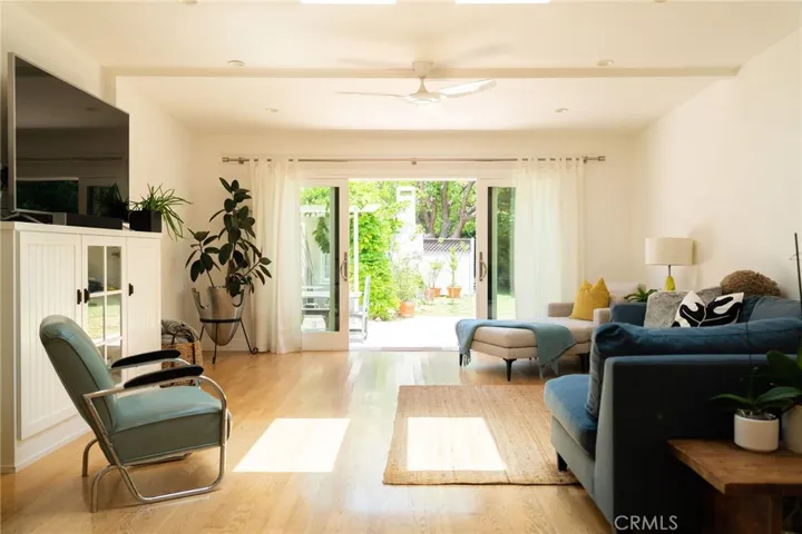 4028 Huron Avenue, Culver City, California 90232