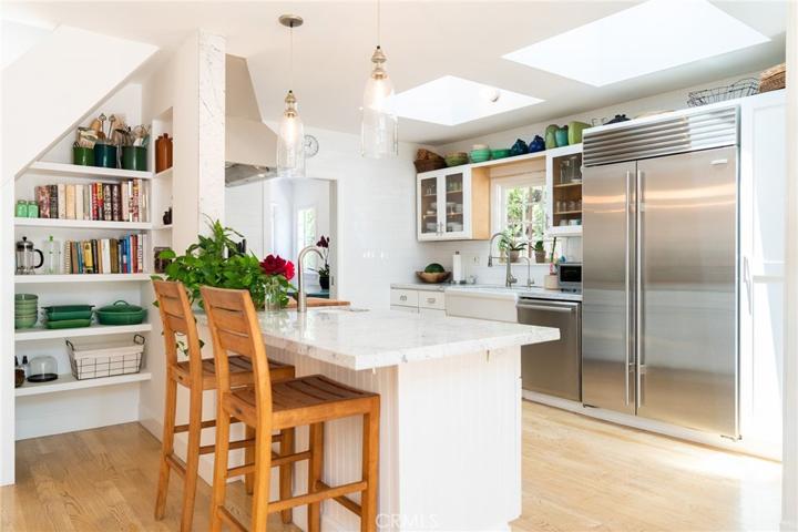 4028 Huron Avenue, Culver City, California 90232