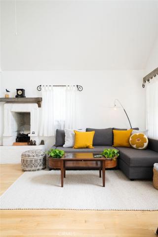 4028 Huron Avenue, Culver City, California 90232