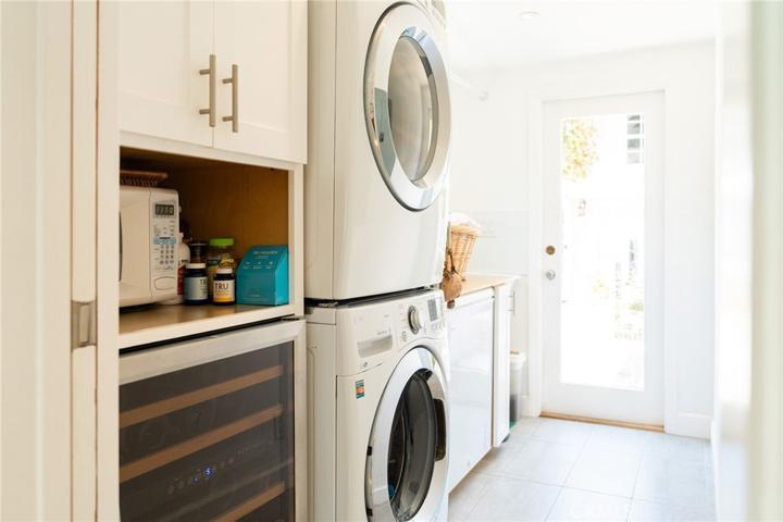 4028 Huron Avenue, Culver City, California 90232