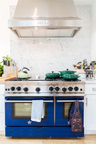 4028 Huron Avenue, Culver City, California 90232