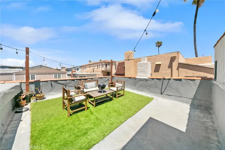 22 65th Place, Long Beach, California 90803