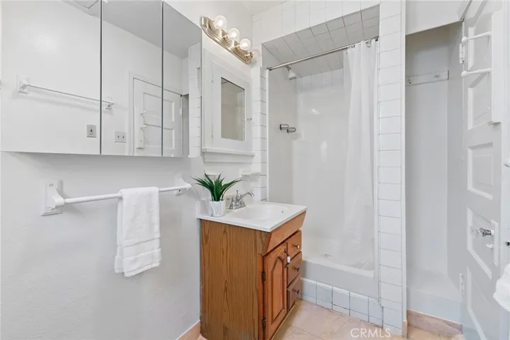 22 65th Place, Long Beach, California 90803