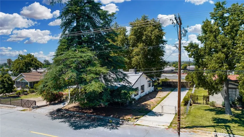 7220 Central Avenue, Highland, California 92346