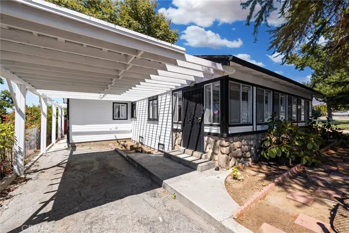 7220 Central Avenue, Highland, California 92346