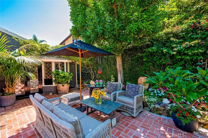 359 Magnolia Drive, Laguna Beach, California 92651