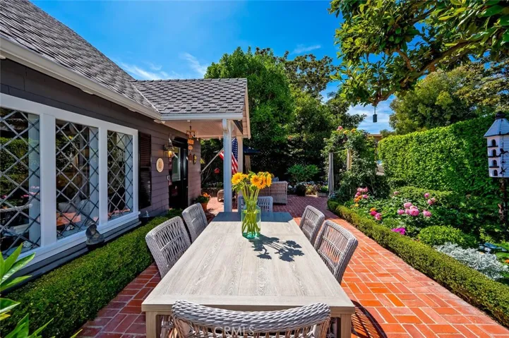 359 Magnolia Drive, Laguna Beach, California 92651