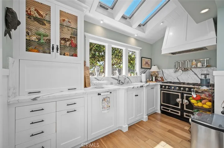 359 Magnolia Drive, Laguna Beach, California 92651