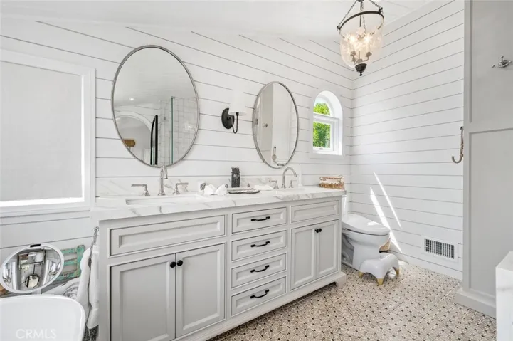 359 Magnolia Drive, Laguna Beach, California 92651