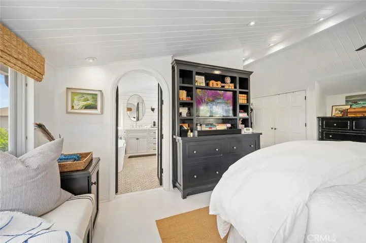 359 Magnolia Drive, Laguna Beach, California 92651