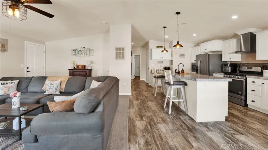 2755 Arrow Highway Unit 154, La Verne, California 91750