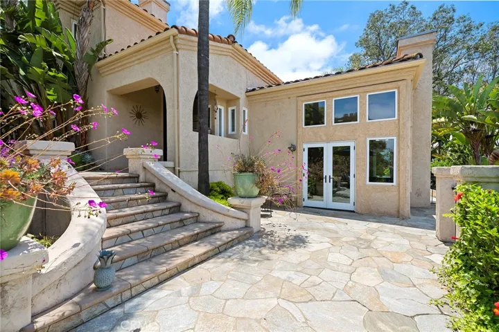 1898 Mountain Valley, Escondido, California 92029