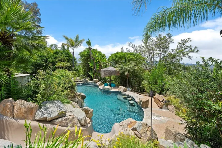 1898 Mountain Valley, Escondido, California 92029