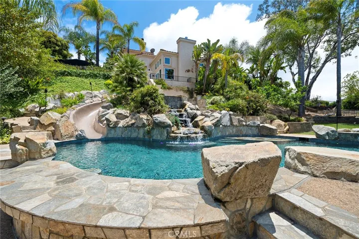 1898 Mountain Valley, Escondido, California 92029