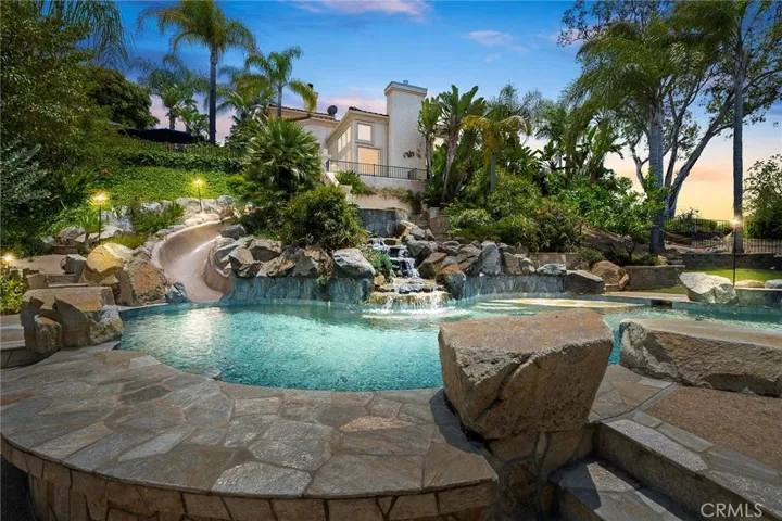 1898 Mountain Valley, Escondido, California 92029