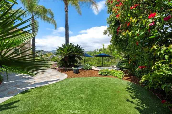 1898 Mountain Valley, Escondido, California 92029