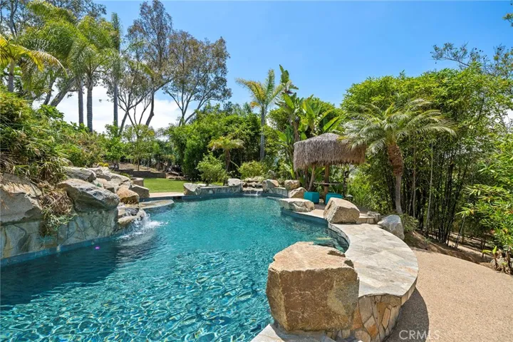1898 Mountain Valley, Escondido, California 92029
