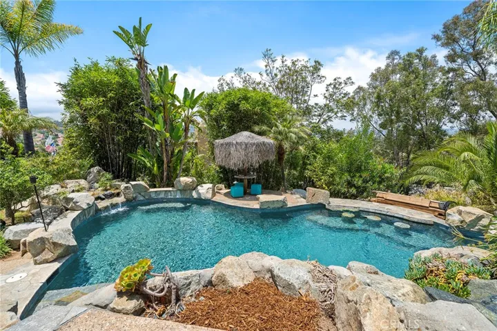 1898 Mountain Valley, Escondido, California 92029