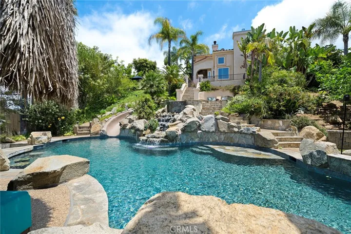 1898 Mountain Valley, Escondido, California 92029