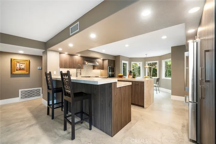 1898 Mountain Valley, Escondido, California 92029