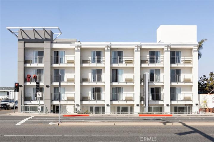 6208 W West Coast Highway, Newport Beach, California 92663