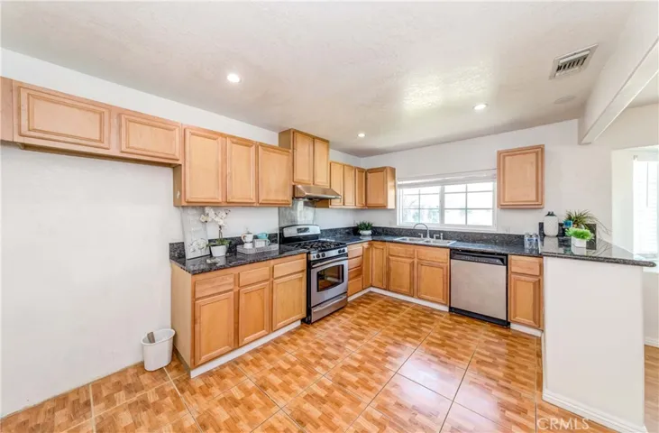 5628 Farna Avenue, Arcadia, California 91006