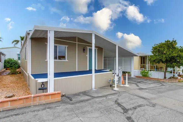 1515 Capalina Unit 9, San Marcos, California 92069