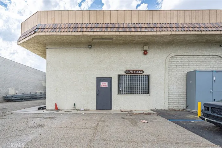 16175 Yucca Street, Hesperia, California 92345