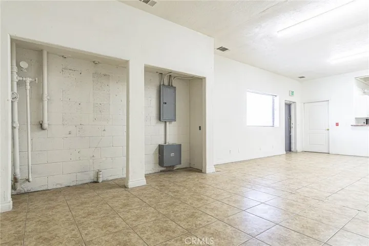 16175 Yucca Street, Hesperia, California 92345