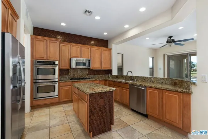 81086 Avenida Lorena, Indio, California 92203