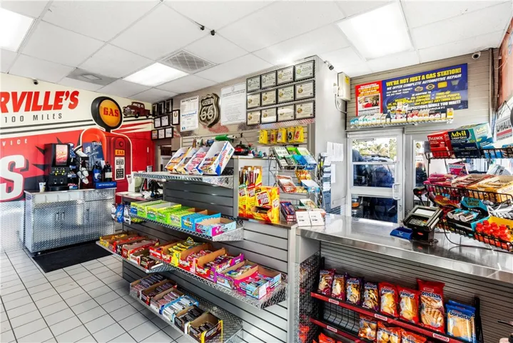 1001 N H Street, Lompoc, California 93436