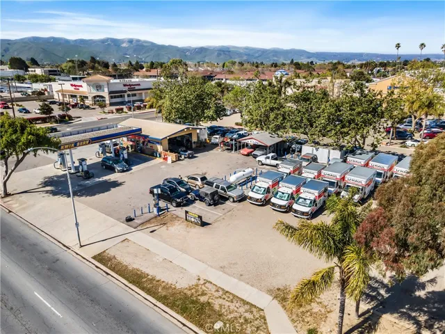1001 N H Street, Lompoc, California 93436