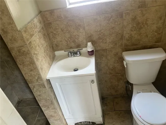 3037 Cudahy Street, Huntington Park, California 90255