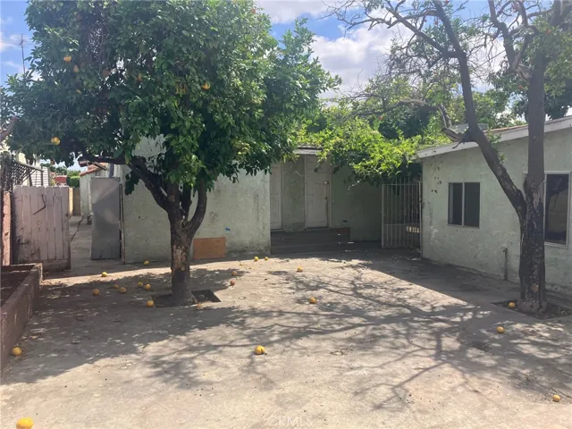 3037 Cudahy Street, Huntington Park, California 90255