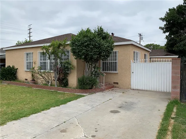 9625 Alexander Avenue, South Gate, California 90280