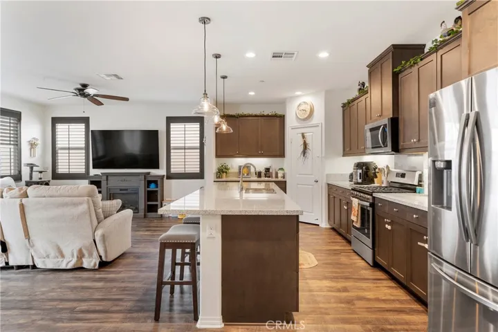 29210 Royal Tarlair, Lake Elsinore, California 92530