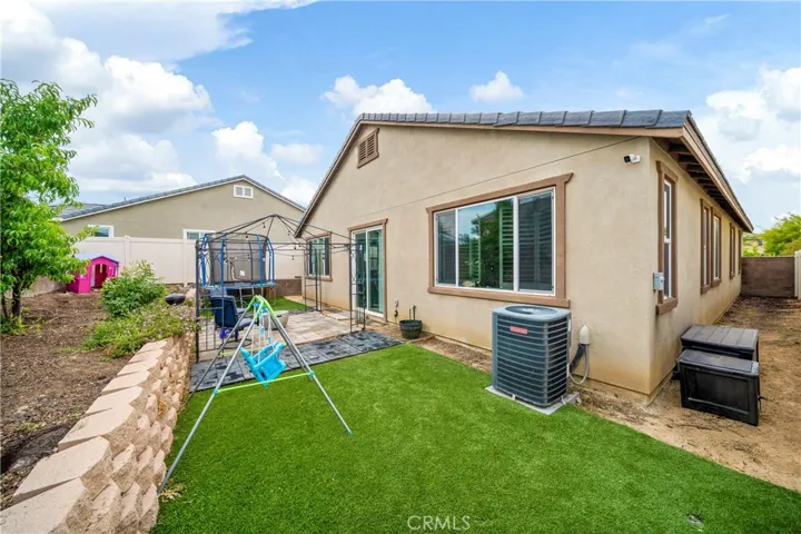 29210 Royal Tarlair, Lake Elsinore, California 92530