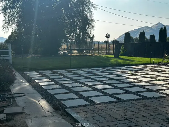 28950 Longfellow Street, Winchester, California 92596