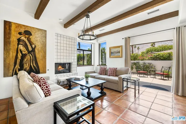 1106 Villa Francea, Palm Springs, California 92262